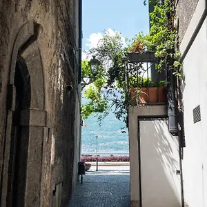  Apartment Camelia House Italy